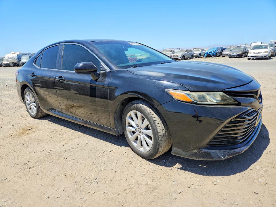 Продаж на аукціоні авто 2018 Toyota Camry, vin: 4T1B11HK1JU636384, номер лоту: 62125086