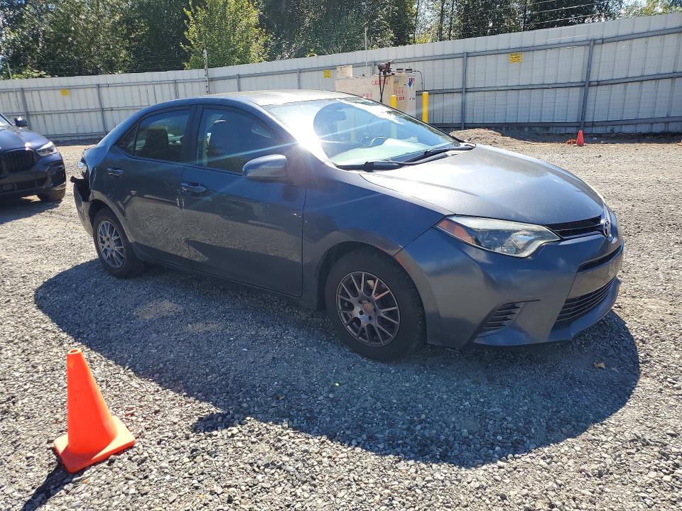 62488576 :رقم المزاد ، 5YFBPRHE6FP227491 vin ، 2015 Toyota Corolla مزاد بيع