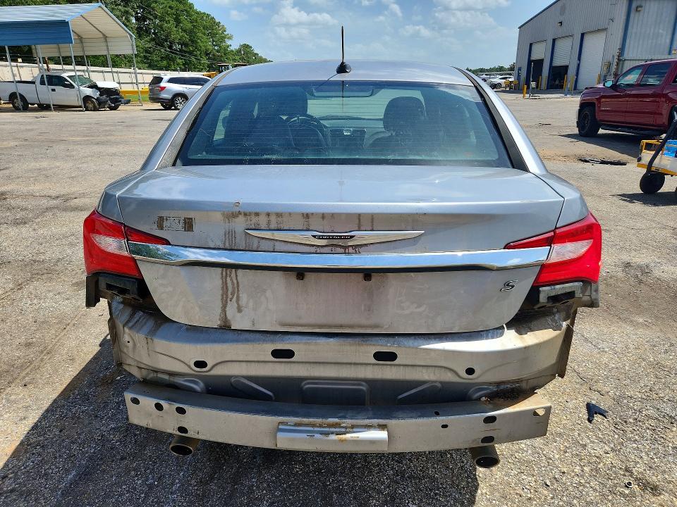 2014 Chrysler 200 მანქანა იყიდება აუქციონზე, vin: 1C3CCBCG5EN136115, აუქციონის ნომერი: 60974346