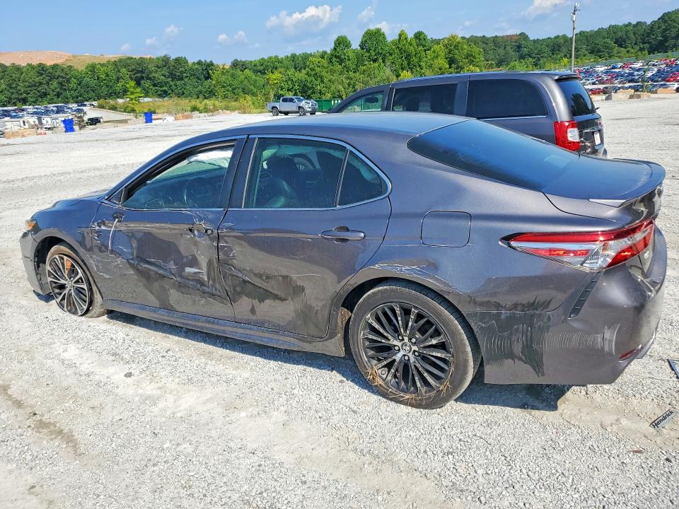 2018 Toyota Camry მანქანა იყიდება აუქციონზე, vin: 4T1B11HK9JU040584, აუქციონის ნომერი: 59954356