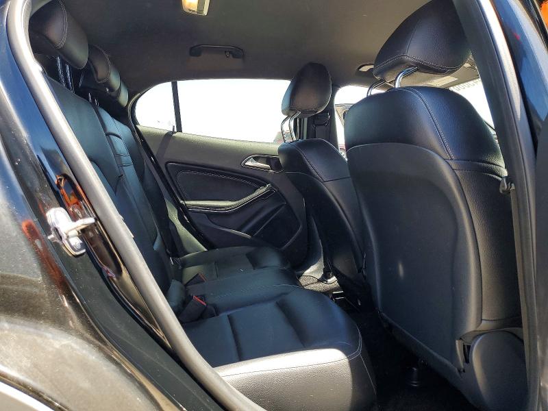 61445886 :رقم المزاد ، WDCTG4EB3JJ466151 vin ، 2018 Mercedes-benz Gla 250 مزاد بيع
