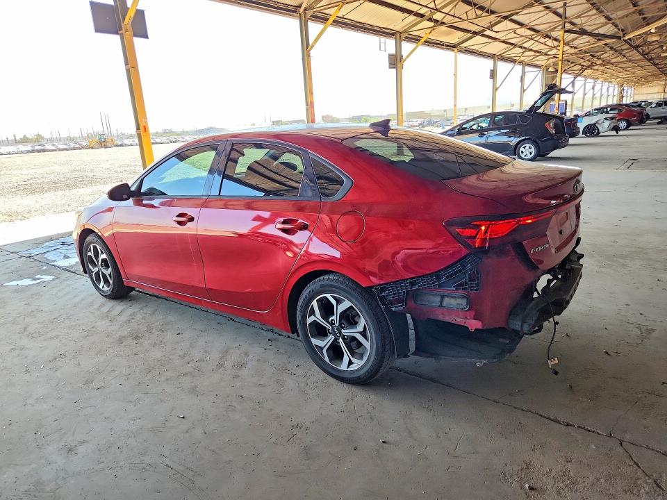 2019 Kia Forte მანქანა იყიდება აუქციონზე, vin: 3KPF24AD7KE043127, აუქციონის ნომერი: 62497746