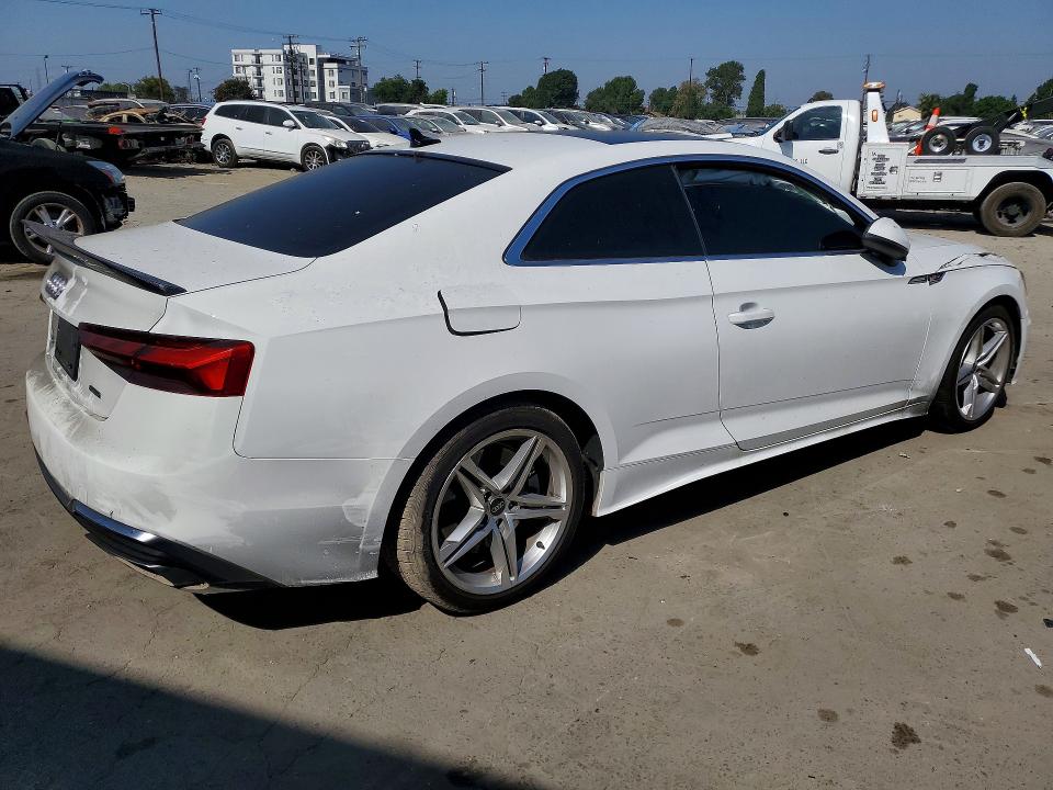 Продаж на аукціоні авто 2022 Audi A5, vin: WAUSAAF56NA025837, номер лоту: 60796986