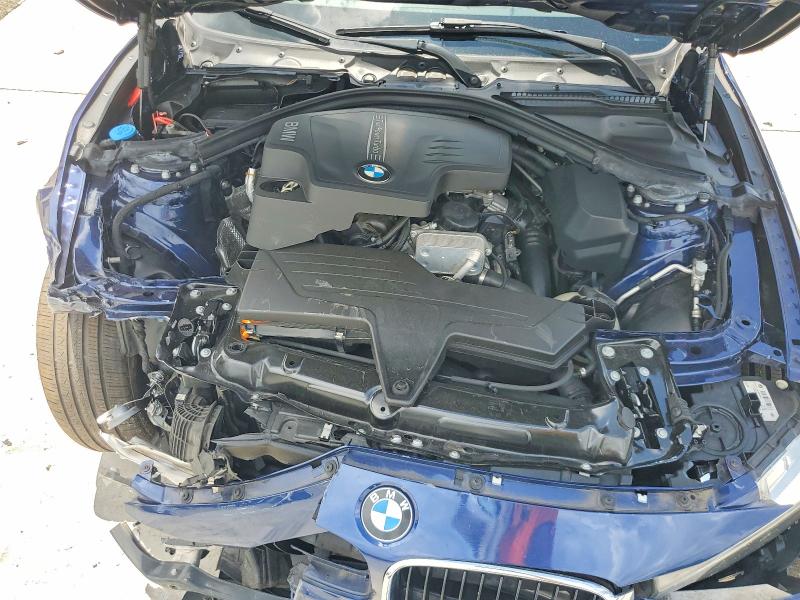 61079166 :رقم المزاد ، WBA8E5G31HNU43853 vin ، 2017 Bmw 320 مزاد بيع