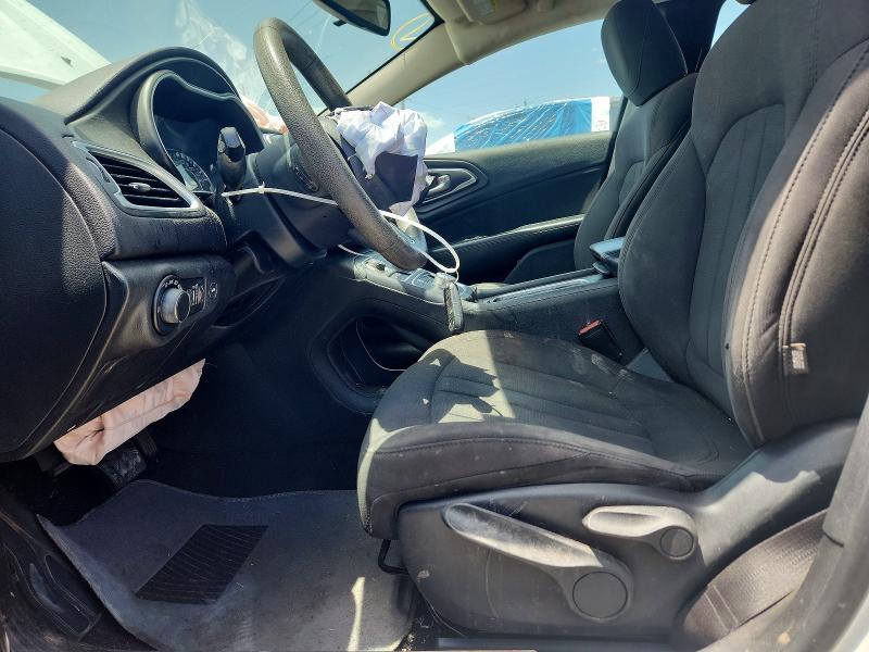 2015 Chrysler 200 მანქანა იყიდება აუქციონზე, vin: 1C3CCCAB9FN653819, აუქციონის ნომერი: 55879656