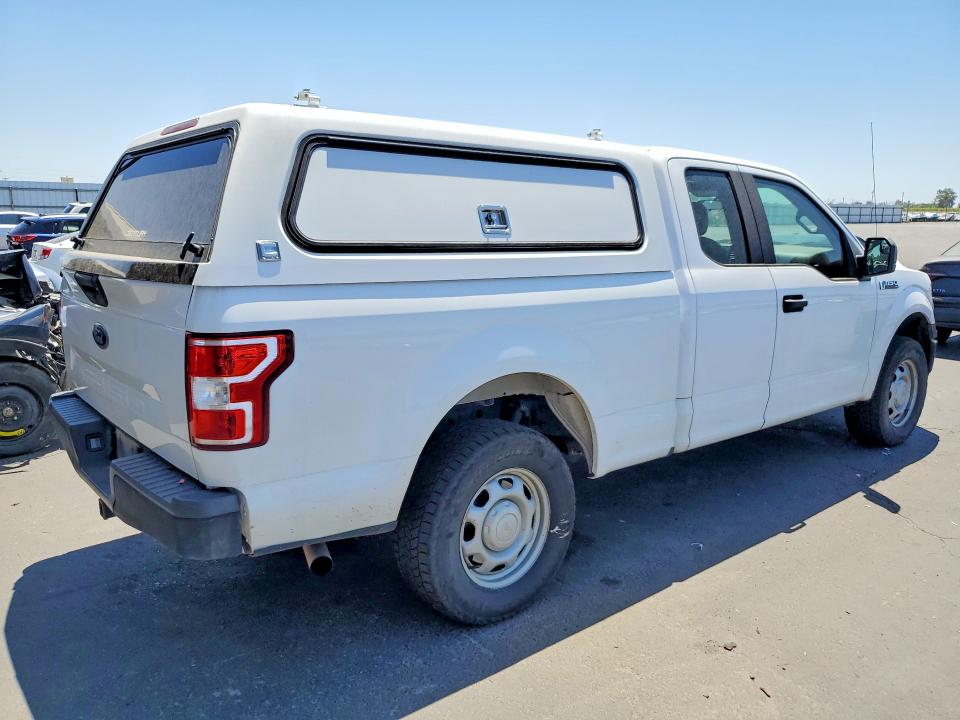 60983896 :رقم المزاد ، 1FTFX1E52JKE45376 vin ، 2018 Ford F150 مزاد بيع