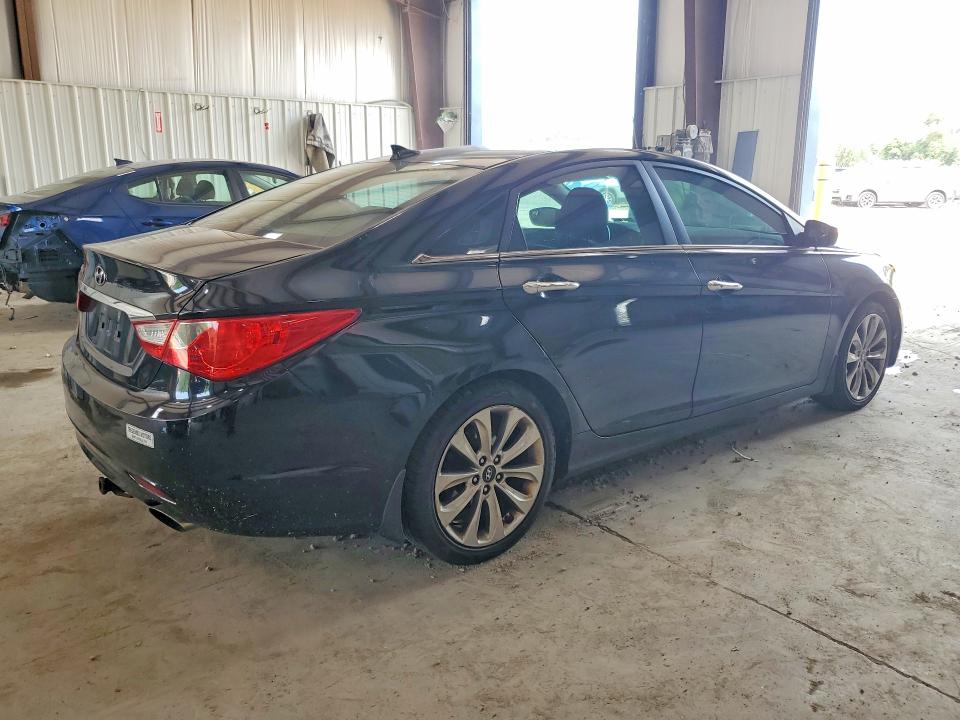 61008366 :رقم المزاد ، 5NPEC4AC2DH799950 vin ، 2013 Hyundai Sonata مزاد بيع