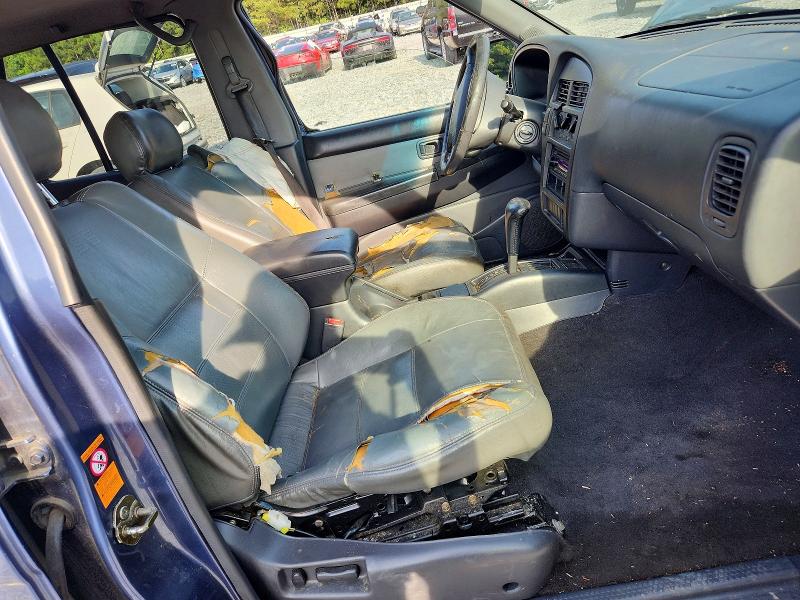 59956726 :رقم المزاد ، JN8AR07SXYW445067 vin ، 2000 Nissan Pathfinder مزاد بيع