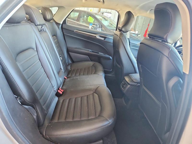 Продажа на аукционе авто 2015 Ford Fusion, vin: 3FA6P0HDXFR180602, номер лота: 61010046