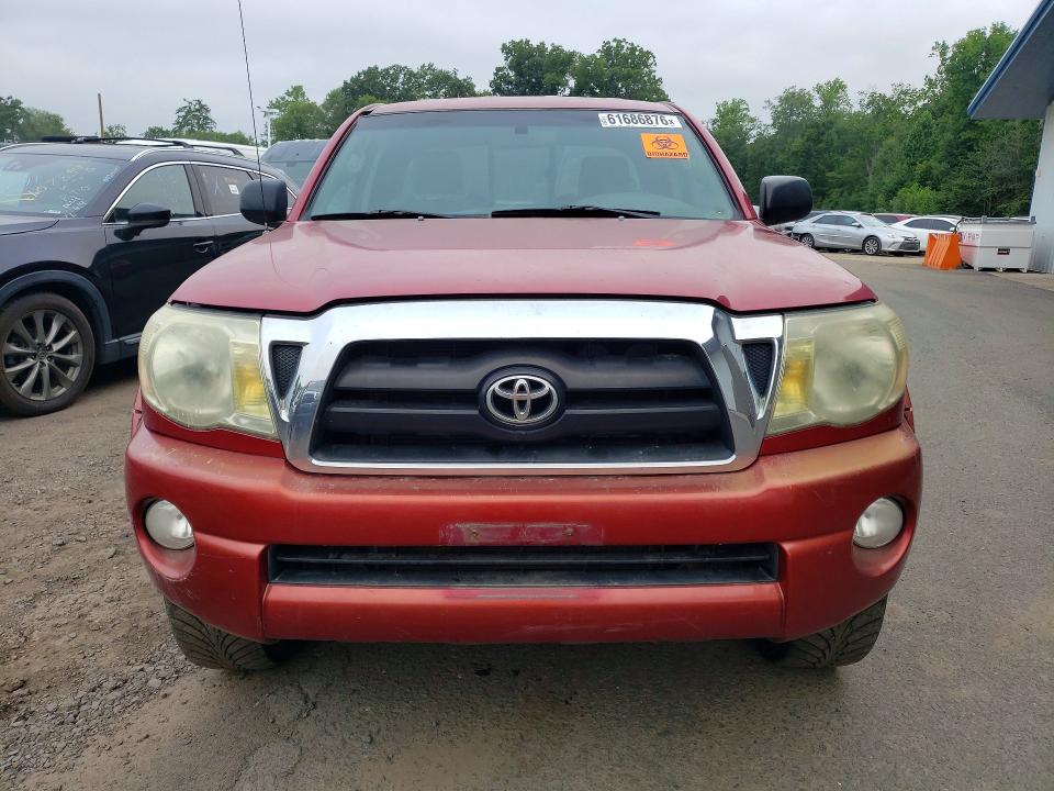 2005 Toyota Tacoma მანქანა იყიდება აუქციონზე, vin: 5TEUU42NX5Z054032, აუქციონის ნომერი: 61686876