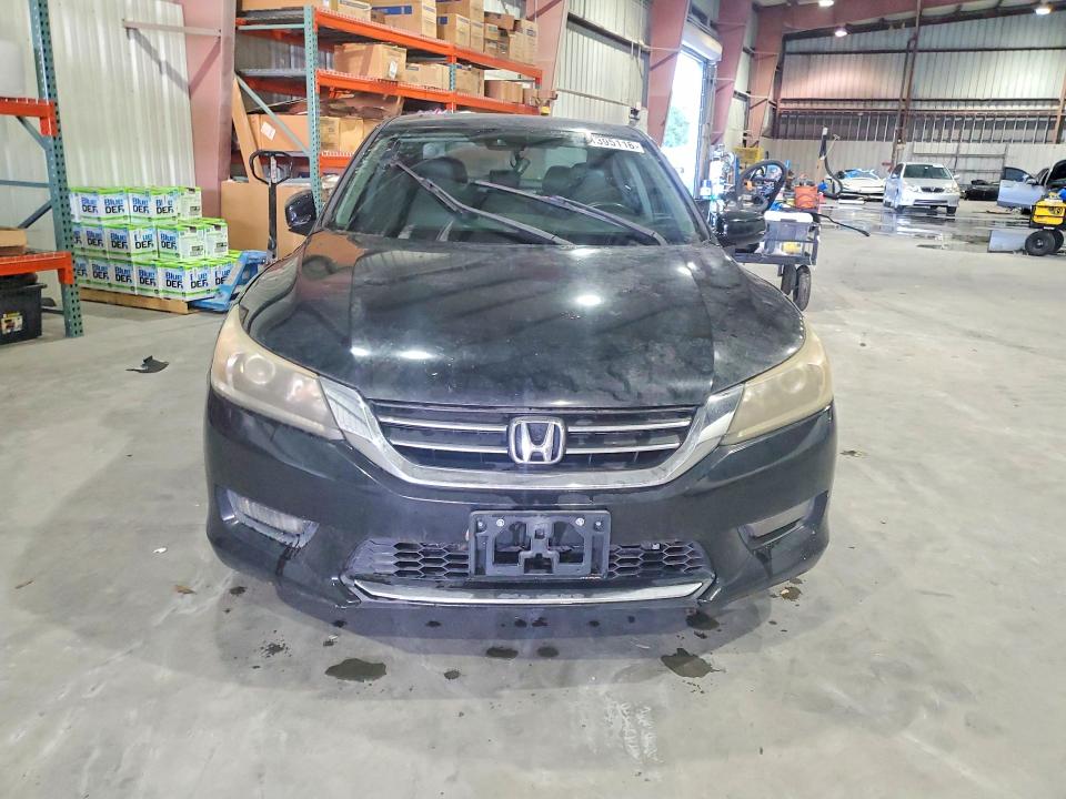 2015 Honda Accord მანქანა იყიდება აუქციონზე, vin: 1HGCR2F83FA066039, აუქციონის ნომერი: 61395116