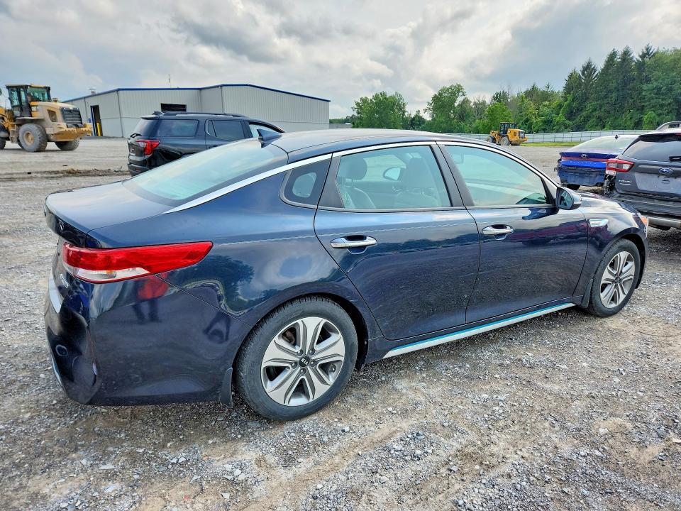 2017 Kia Optima მანქანა იყიდება აუქციონზე, vin: KNAGV4LD1H5013910, აუქციონის ნომერი: 62965986