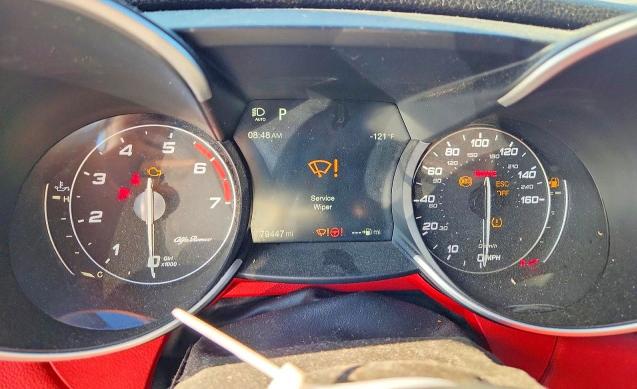 59086896 :رقم المزاد ، ZARFAECN2J7583259 vin ، 2018 Alfa Romeo Giulia مزاد بيع