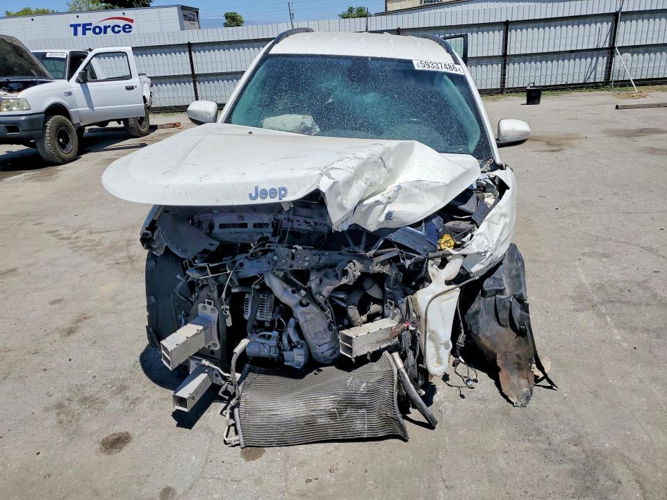 59337486 :رقم المزاد ، 3C4NJCBB2HT629454 vin ، 2017 Jeep Compass مزاد بيع