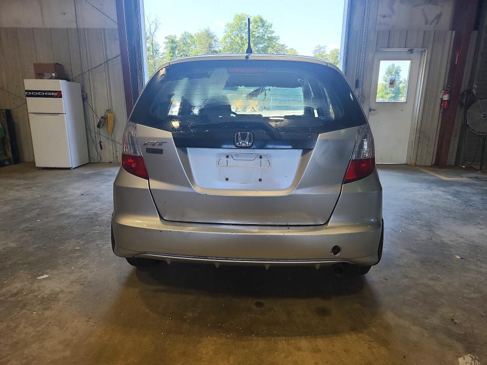 Продажа на аукционе авто 2013 Honda Fit, vin: JHMGE8H30DC049019, номер лота: 60802436