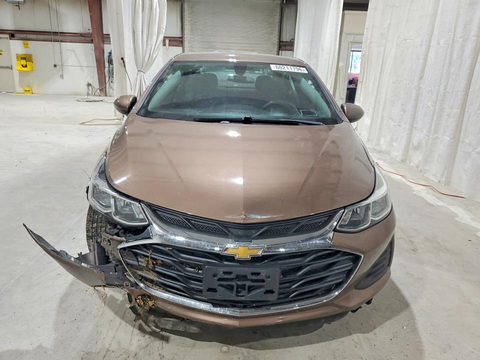 2019 Chevrolet Cruze მანქანა იყიდება აუქციონზე, vin: 1G1BC5SM1K7137223, აუქციონის ნომერი: 60211796