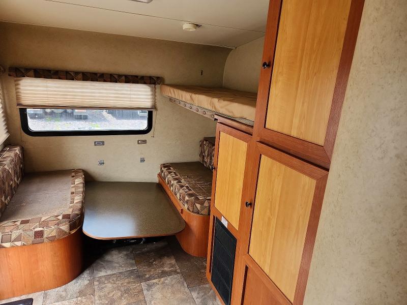 2014 Gulf Stream Vista Crui მანქანა იყიდება აუქციონზე, vin: 1NL1DTK20E1030779, აუქციონის ნომერი: 60366926