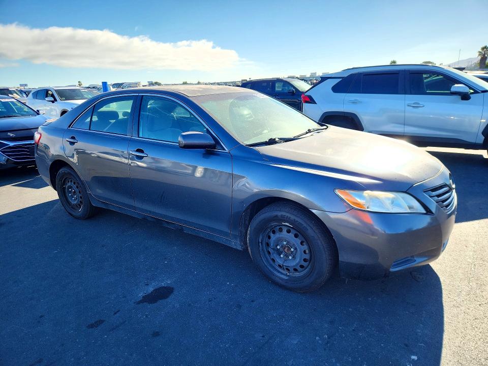 61722146 :رقم المزاد ، 4T1BE46K57U191696 vin ، 2007 Toyota Camry مزاد بيع