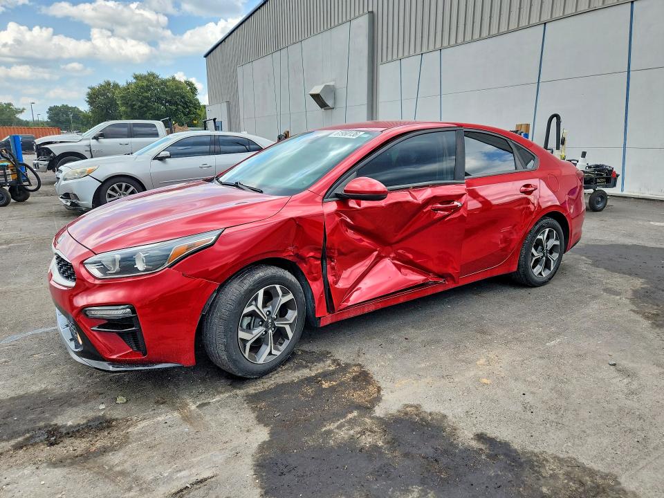 2019 Kia Forte მანქანა იყიდება აუქციონზე, vin: 3KPF24AD7KE053737, აუქციონის ნომერი: 61950136