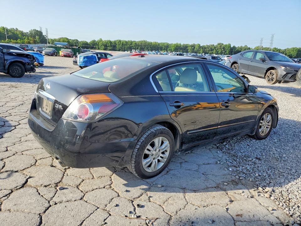 61335686 :رقم المزاد ، 1N4AL2AP8AN424992 vin ، 2010 Nissan Altima مزاد بيع