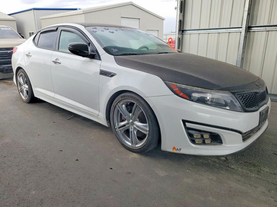 Auction sale of the 2015 Kia Optima, vin: 5XXGR4A69FG405733, lot number: 60642356