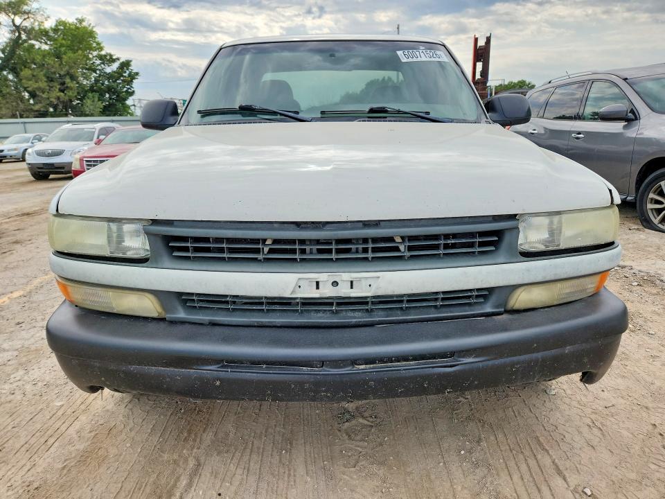 60071526 :رقم المزاد ، 2GCEC19T3Y1312099 vin ، 2000 Chevrolet Silverado مزاد بيع
