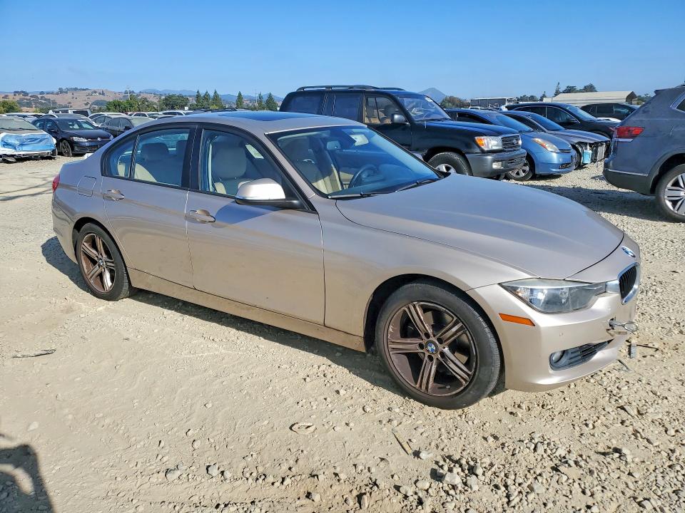 2014 Bmw 328 მანქანა იყიდება აუქციონზე, vin: WBA3A5C50EF604762, აუქციონის ნომერი: 60721706