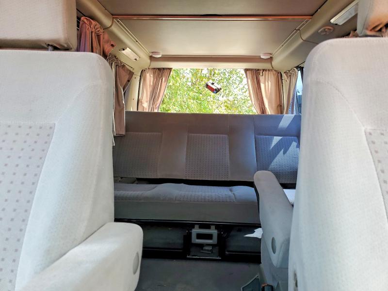 62345476 :رقم المزاد ، WV2NB47052H024281 vin ، 2002 Volkswagen Eurovan مزاد بيع