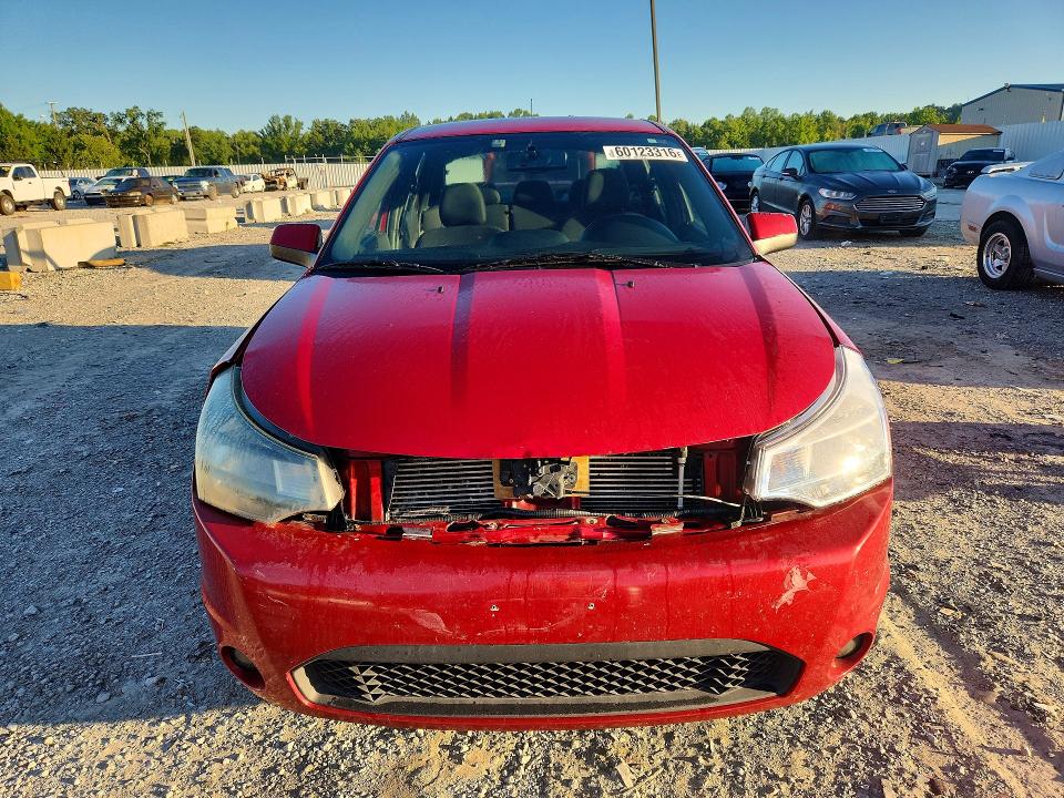 60123316 :رقم المزاد ، 1FAHP3GNXBW121836 vin ، 2011 Ford Focus مزاد بيع