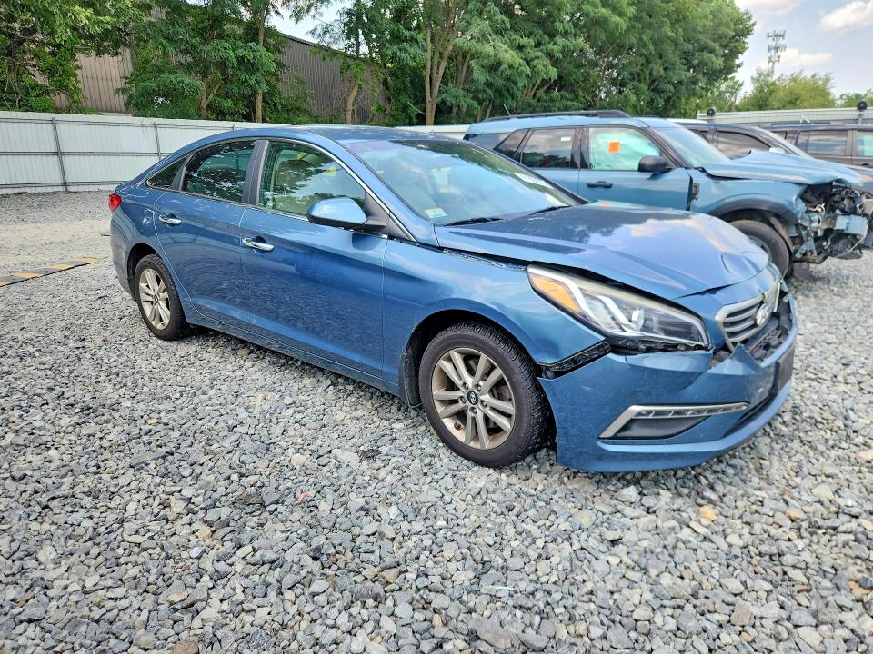 61303276 :رقم المزاد ، 5NPE24AF3FH061641 vin ، 2015 Hyundai Sonata مزاد بيع