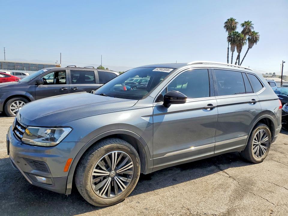 2018 Volkswagen Tiguan მანქანა იყიდება აუქციონზე, vin: 3VV3B7AXXJM045426, აუქციონის ნომერი: 62982856
