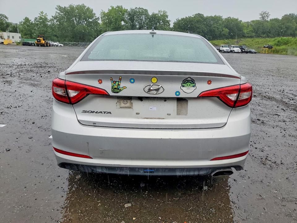 62902716 :رقم المزاد ، 5NPE24AF2HH547733 vin ، 2017 Hyundai Sonata مزاد بيع