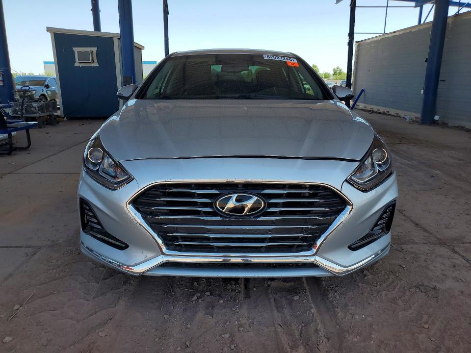 2018 Hyundai Sonata მანქანა იყიდება აუქციონზე, vin: 5NPE34AF9JH657889, აუქციონის ნომერი: 62637246