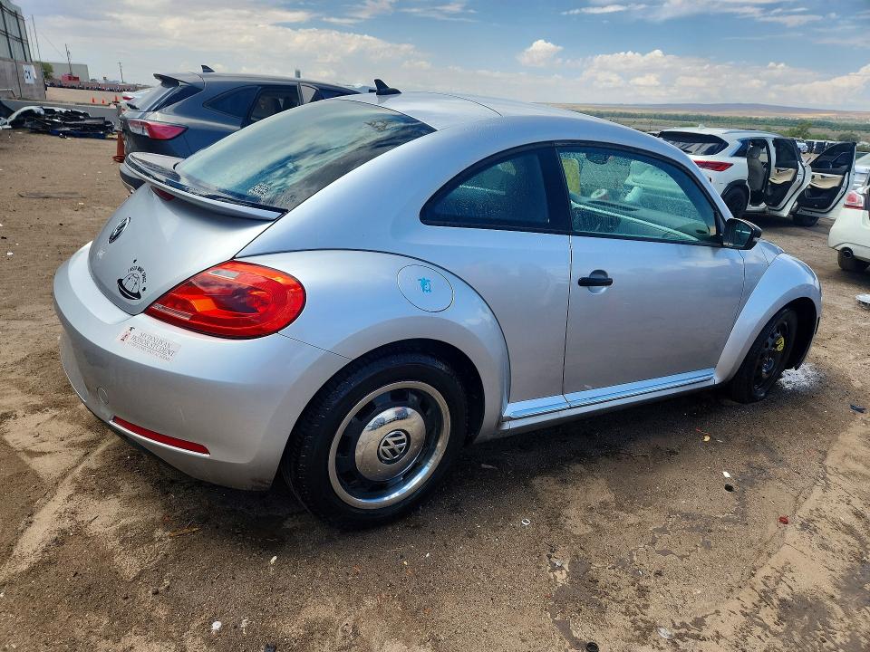Продажа на аукционе авто 2015 Volkswagen Beetle, vin: 3VWF17AT2FM603611, номер лота: 61499986
