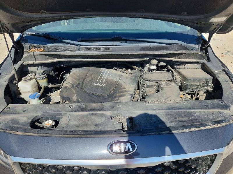 61306386 :رقم المزاد ، KNDMB5C10H6315189 vin ، 2017 Kia Sedona مزاد بيع
