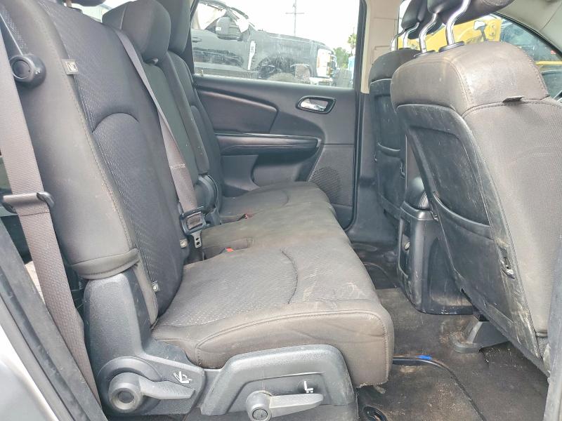 61127686 :رقم المزاد ، 3C4PDCBB2JT475141 vin ، 2018 Dodge Journey مزاد بيع