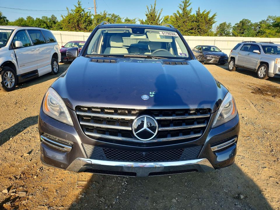 2014 Mercedes-benz Ml მანქანა იყიდება აუქციონზე, vin: 4JGDA5HB4EA323692, აუქციონის ნომერი: 61790306