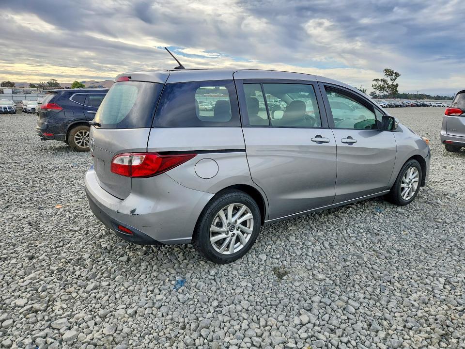 2014 Mazda 5 მანქანა იყიდება აუქციონზე, vin: JM1CW2BL1E0177565, აუქციონის ნომერი: 61421056