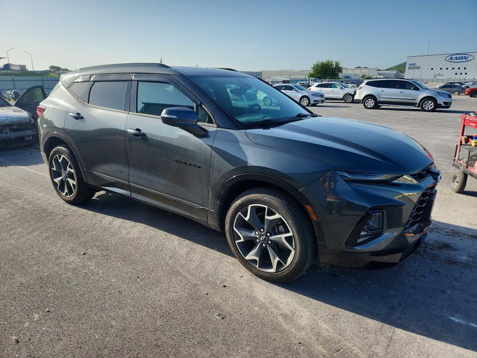 61896056 :رقم المزاد ، 3GNKBJRS7KS666806 vin ، 2019 Chevrolet Blazer مزاد بيع