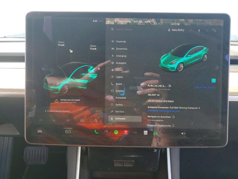 2018 Tesla Model 3 მანქანა იყიდება აუქციონზე, vin: 5YJ3E1EA7JF015829, აუქციონის ნომერი: 62498056
