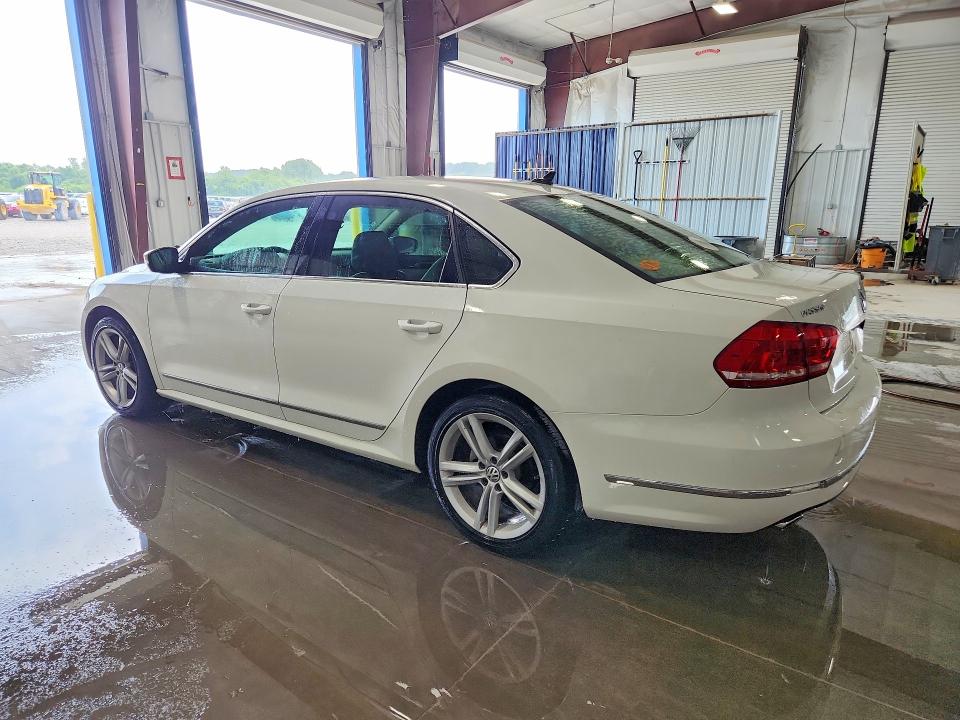 Продаж на аукціоні авто 2015 Volkswagen Passat, vin: 1VWCV7A35FC084949, номер лоту: 61403796