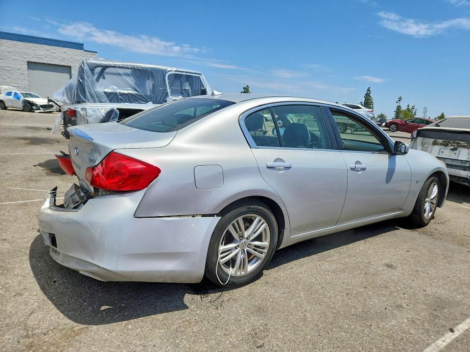 Продажа на аукционе авто 2015 Infiniti Q40, vin: JN1CV6AP4FM500390, номер лота: 62140696