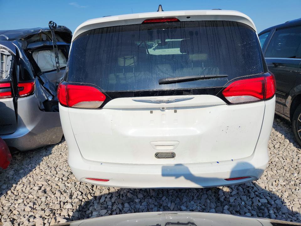 2021 Chrysler Voyager მანქანა იყიდება აუქციონზე, vin: 2C4RC1DG7MR545653, აუქციონის ნომერი: 58818516
