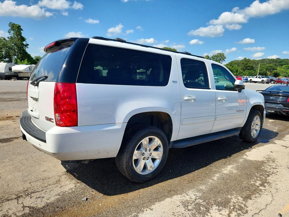 85623875 :رقم المزاد ، 1GKS2KE36BR398769 vin ، 2011 Gmc Yukon Xl مزاد بيع