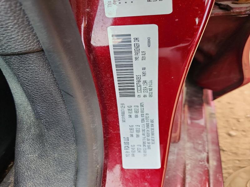 61924496 :رقم المزاد ، 1C3CCCBG7FN643915 vin ، 2015 Chrysler 200 مزاد بيع