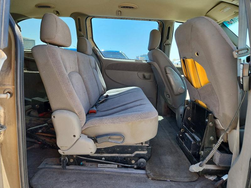 Продаж на аукціоні авто 2001 Chrysler Town & Country, vin: 2C4GP44371R280075, номер лоту: 61767076