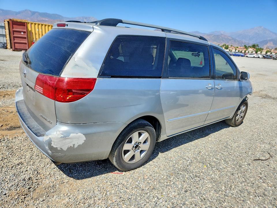 2004 Toyota Sienna მანქანა იყიდება აუქციონზე, vin: 5TDZA22C64S131007, აუქციონის ნომერი: 62910086