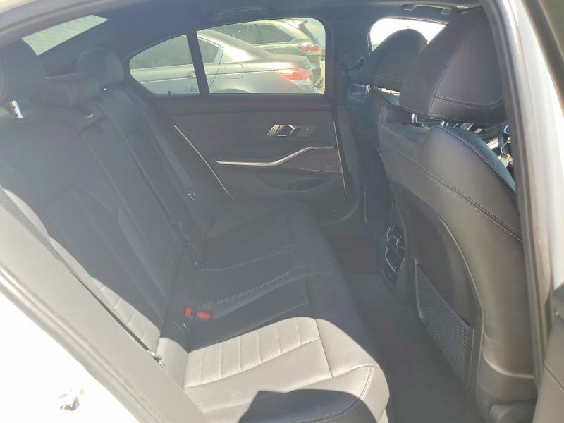 60437946 :رقم المزاد ، 3MW39FF09P8C97313 vin ، 2023 Bmw 330e مزاد بيع