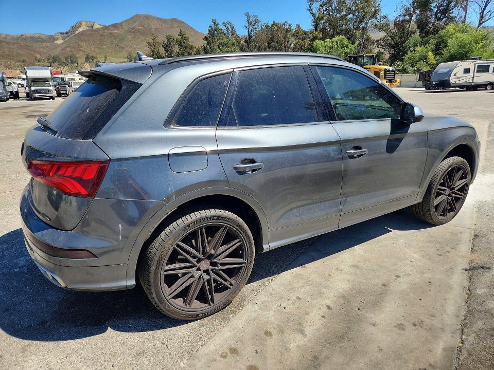 Продаж на аукціоні авто 2018 Audi Sq5, vin: WA1C4AFY2J2098419, номер лоту: 60088216