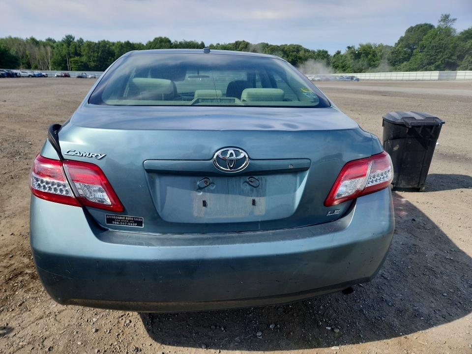 61735526 :رقم المزاد ، 4T4BF3EK3BR119581 vin ، 2011 Toyota Camry مزاد بيع